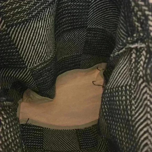 Fringe Tote - Picture 2 of 4